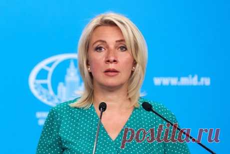 Захарова уличила Польшу в отказе от евросолидарности. Нежелание Польши поставлять нефть на НПЗ в Германии говорит об отказе страны от европейской солидарности. В этом уличила Варшаву официальный представитель МИД РФ Мария Захарова. По ее словам, Польша хочет разыграть геополитическую карту, забыв все клятвы и обещания общеевропейского уровня.