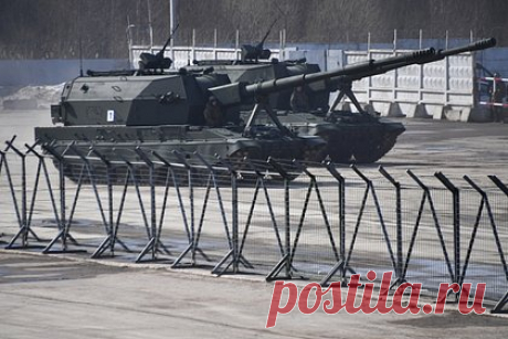 В Китае оценили российскую «Коалицию-СВ». Новая самоходная гаубица 2С35 «Коалиция-СВ», которая скоро появится в зоне проведения специальной военной операции (СВО), усилит боевые возможности российской артиллерии, пишет китайское издание Sohu. Установка сможет вести контрбатарейную борьбу, работая в связке с системами «Ястреб-АВ» и «Зоопарк-1М».
