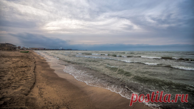 Азербайджан будет опреснять воды Каспийского моря. В Азербайджане планируют начать опреснение Каспийского моря. Об этом заявил председатель государственного агентства водных ресурсов республики Заур Микаилов, передает РИА Новости. "Соответствующие предложения уже внесли 10 ...