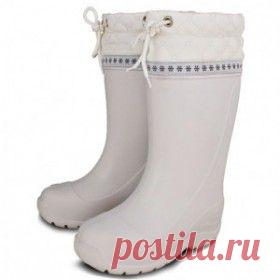 Купить Сапоги ВЕЗДЕХОД УМКА жен. ЭВА (СВ-70) р.36 в Пензе, цена / Интернет-магазин "Vseinet.ru".
Женские сапоги Умка из ЭВА (этиленвинилацетат). Отличается высокой морозостойкостью и эластичнотью. Специальный состав сырья позволяет сапогу сохранять свои характеристики при отрицательных температурах. Главное преймущество перед традиционно зимними бахилами, ботинками для суровых условий — этоминимальный вес, вес пары сапог составляет до 700 грамм.