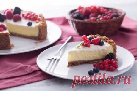 Как приготовить вкуснейший чизкейк без выпекания: 5 изысканных рецептов для всей семьи Когда душе хочется сладенького к чаю или кофе, но при этом печь торт или кексы долго и нудно, значит пришло время побаловать себя чизкейком! Этот десерт прост в приготовлении, а ещё обладает...