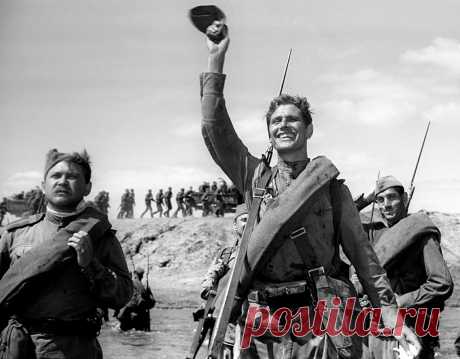 8 кинозвезд, воевавших на фронте и на экране