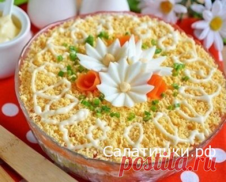 РЕЦЕПТ ВКУСНОГО СЛОЕНОГО САЛАТА С КУРИНОЙ ПЕЧЕНЬЮ » Рецепты вкусных салатов