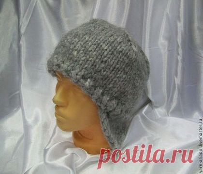 Шапка вязаная с ушками серая - серый,однотонный,мужская шапка,женская шапка