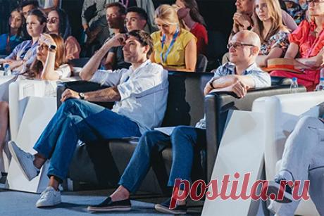 Кириенко рассказал о значении «Тавриды» и ArtMasters. Арт-кластер «Таврида» и национальный открытый чемпионат в сфере творческих компетенций ArtMasters имеют важное значение, они предоставляют возможность реализовать себя тем талантливым людям, «работа которых обычно остается за кулисами», считает первый замруководителя администрации президента России Сергей Кириенко.