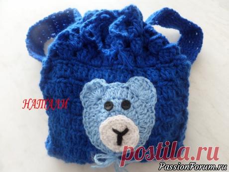 АППЛИКАЦИЯ МИШКА. ВЯЗАНИЕ КРЮЧКОМ. - запись пользователя НАТАЛИ (Наталья) в сообществе Вязание крючком в категории Вязаные крючком аксессуары Сегодня хочу предложить вашему вниманию мастер-класс по вязанию аппликации «медвежонок», которая может украсить не только вязаные шапочки, свитерки, но и кармашки джинсовых штанишек и курточек ваших малышей!