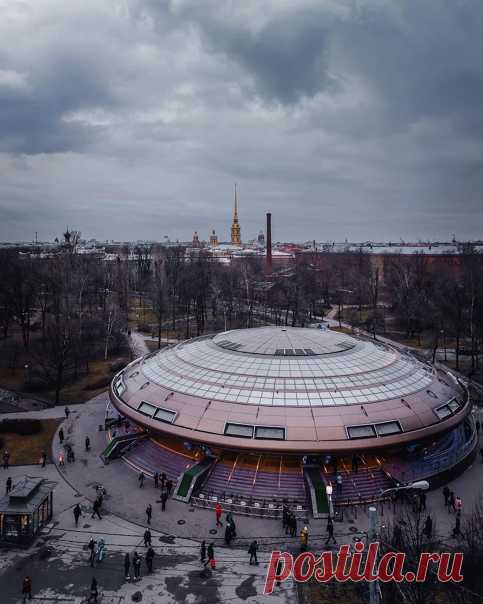 С добрым утром, Петербург!