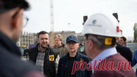 В Херсонской области подготовят свои кадры для строительной отрасли. В 2026 году при поддержке федерального центра в Херсонской области начнется капитальный ремонт строительного колледжа. Об этом сообщил в своем Телеграм-канале глава региона Вячеслав Сальдо. Губернатор совместно с первым заместителем ...