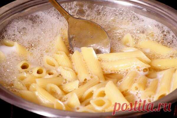 Вода из-под макарон очень даже полезная! Почему не стоит от нее избавляться? | Любимая Дача | Яндекс Дзен