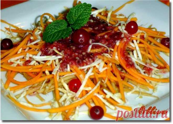 Салат ореховый с клюквенным соусом рецепт с фото пошагово - 1000.menu