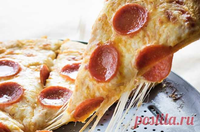Easy Miracle Pizza Dough - The Salty Marshmallow This super easy pizza dough gives you a homemade, thick, buttery, and chewy crust in only 30 minutes! Guys!  Can we talk about pizza?  Because, it’s my favorite thing to talk about ever!  Given the opportunity to eat pizza every single day of the year I would absolutely take it. I love my thin crust...Read More »