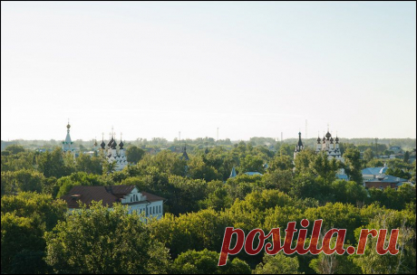 Панорама-Мурома-с-колеса-обозрения.-Вид-на-Благовещенский-и-Свято-троицкий-монастыри-с-рамкой
