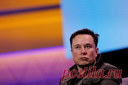 Маск анонсировал пересмотр процесса верификации в Twitter. Американский миллиардер, основатель Tesla иSpaceX Илон Маск, который приобрел социальную сеть Twitter анонсировал пересмотр проверки пользователей платформы на достоверность внесенных данных. «Сейчас весь процесс верификации пересматривается», — заявил Маск. При этом он не стал уточнять детали.
