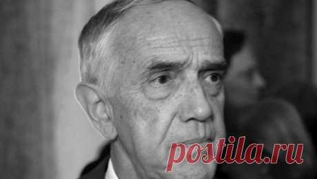 Умер австрийский конструктор оружия Гастон Глок. На 95-м году жизни скончался австрийский инженер и бизнесмен, основатель компании - производителя огнестрельного оружия Glock Гастон Глок. Об этом сообщает газета Die Presse со ссылкой на пресс-службу его фирмы. &quot;До самого конца он ...