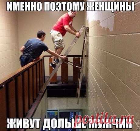 КАКУЮ ХИМИЮ ДОБАВЛЯЮТ В СОЛЬ ИЛИ ЧЕМ ОПАСНА СОЛЬ С недавних пор в соль начали добавлять АНТИСЛЁЖИВАТЕЛЬ Е-535/536/554. В продукт широчайшего применения, который люди использовали веками безо всяких «улучшательств» и «украшательств», сейчас добавляются яды. Е-535 – ферроцианид натрия. Антислёживающий агент, осветлитель. Жёлтые кристаллы или кристаллический порошок. Получают из отработанной массы после очистки газов на газовых заводах химическим синтезом. Как следует из названия, вещество…