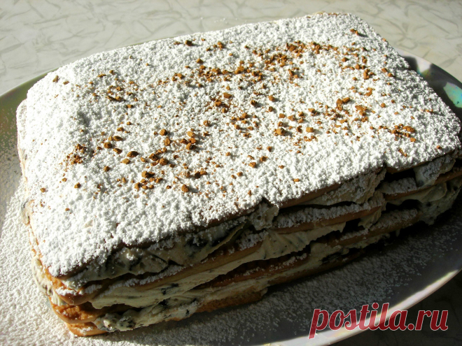 Торт с творогом и черносливом (без выпечки)