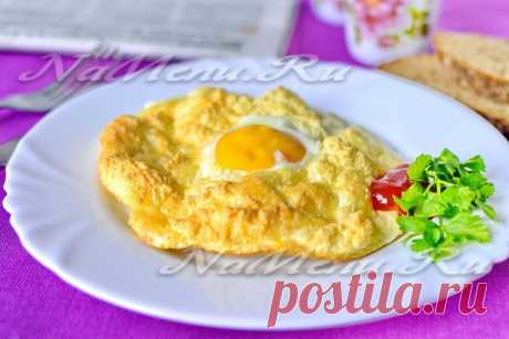 Яйца, запеченные в духовке с сыром: рецепт