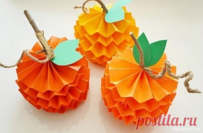 Елочные шарики из бумаги гармошкой — Поделки с детьми