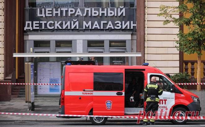 Центральный детский магазин на Лубянке возобновил работу после взрыва. Центральный детский магазин на Лубянке (ЦДМ), где 24 августа один человек погиб при взрыве баллона для шаров у одного из арендаторов, возобновил работу, сообщила РБК пресс-служба магазина.