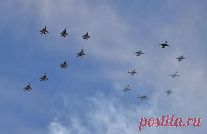 Фотогалерея: Праздничный салют в Москве в честь 70-летия Победы - Новости Mail.Ru