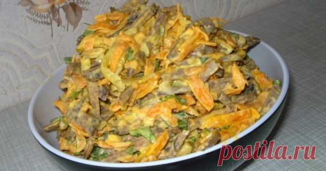 Печеночный салат с морковью