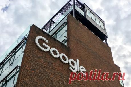 Корпорация Google ищет разработчиков для очередного масштабного проекта. Команде программистов предстоит создать операционную систему для некоего высокотехнологичного устройства. Какого именно — пока тайна, но известно, что оно будет использоваться для создания дополненной реальности.