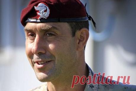 Симпатизирующего России итальянского генерала отстранили за гомофобию. Итальянского генерала Роберто Ванначчи отстранили от руководства Военно-географическим институтом Флоренции из-за гомофобии и сексизма в его книге. Недавно опубликованная книга генерала «Мир наоборот» стала предметом скандала. В частности, в ней Ванначчи просит гомосексуалистов «смириться с тем, что они ненормальные».