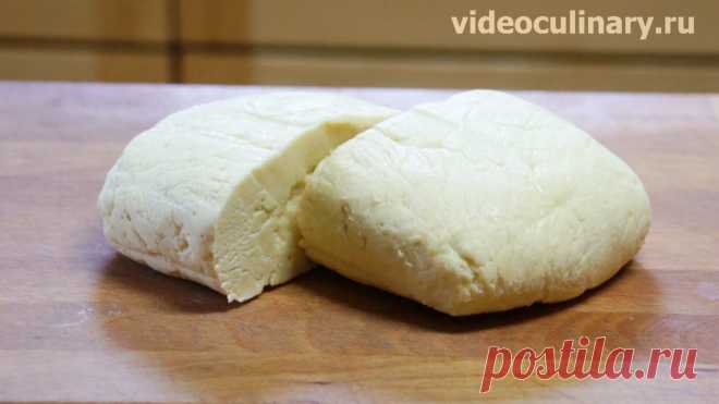 Песочное тесто со сметаной - рецепт Видео Кулинарии Песочное тесто – вкусное и простое. Бабушка Эмма предлагает Видео и Фото рецепт очень вкусного, рассыпчатого и нежного Песочного теста со сметаной
