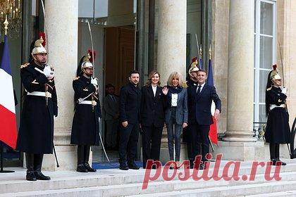 Макрон встретился с Зеленским