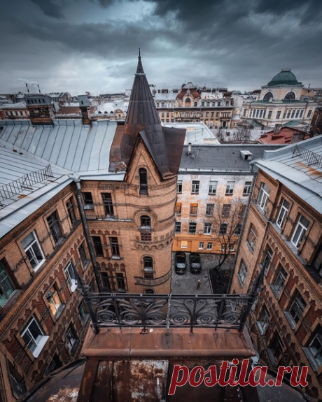 Доходный дом Никонова.

Фото: andrei_mikhailov
