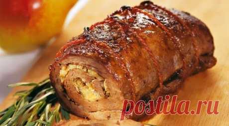 Мясной рулет с грибами и сыром / Простые рецепты