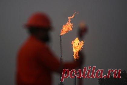 В Европе назвали альтернативу российскому газу. Евросоюз по-прежнему получает некоторое количество газа из России, но способен заменить его энергией из возобновляемых источников. Такую альтернативу назвала еврокомиссар по энергетике Кадри Симсон на Всемирном экономическом форуме в Давосе. К октябрю доля России в поставках газа в ЕС упала до 7,5 процента.