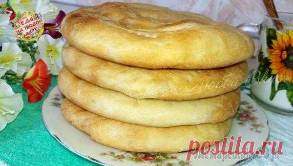 Лепешки с капустой в духовке. Минимум продуктов!