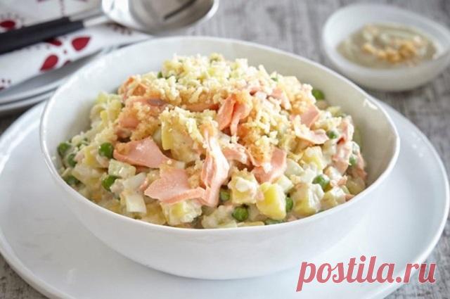 Салат Оливье с копченой рыбой — Домашняя кулинария