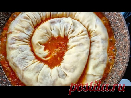 Узбекская национальная еда на сковороде. Урама Ханум без мантоварки