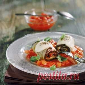 Рулеты из баклажана и моцареллы с приправой из рукколы рецепт – вегетарианская еда: закуски