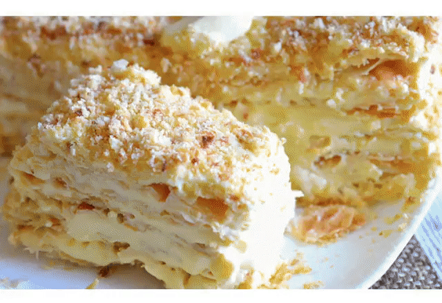 Самый вкусный, самый настоящий, самый слоистый, самый нежный торт Наполеон   
Самый, самый вкусный 