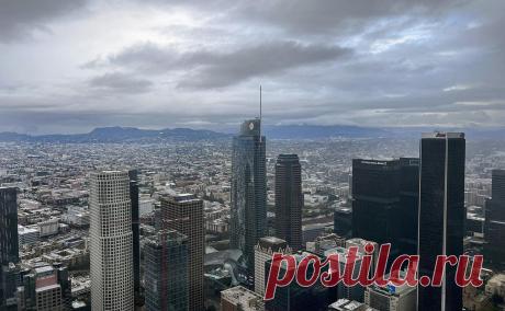 Небоскреб в Лос-Анджелесе продали на $100 млн дешевле, чем купили. Третий по высоте небоскреб Лос-Анджелеса продали за $147,8 млн инвесторам Дэниелу Абрамсу и Адаму Тишеру