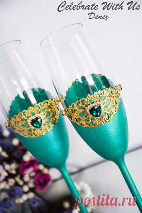 ARCADIA Wedding Glasses Personalized Engraved Toasting Flutes Champagne Flutes Toasting Glasses Set Bride and Groom Wedding Trend 2018 2 pcs Wedding Trend 2018!!!  ARCADIA Wedding Glasses Personalized Engraved Toasting Flutes Champagne Flutes Toasting Glasses Set Bride and Groom 2018 Pantone Color 2pcs  These beautiful wedding toasts, suitors, and the bride will really perform at your wedding ceremony. Wedding glasses