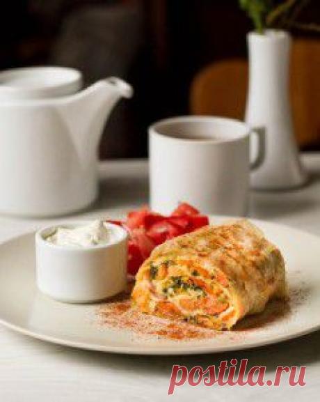 Штрудель с лососем и шпинатом