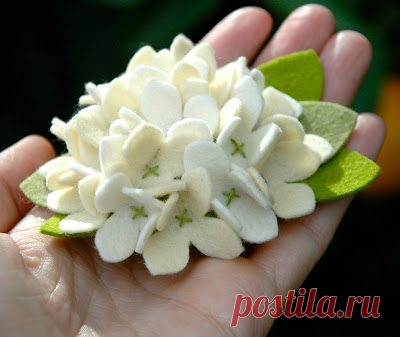 pammy dawn designs: How to Make A Felt Hydrangea Flower Pin or Hair Clip