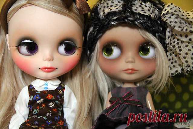 Blythe Tag! Hey Nancy - I like making lists too!   My alpaca-haired girls are up to something ...  1. What is your favorite doll from your personal collection? That's a really hard question ... but I'd say these 2 above make a pretty good bet. And my redhead Kenner, Hermione would give them a run for their money though. I love my blondie Coco, but a stunning blonde Kenner would wipe the floor with the competition if I ever found her.  2. Favorite BL release? Rosie Red, but...