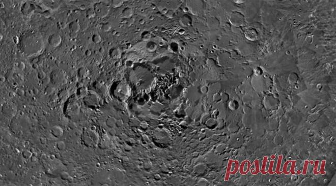 Учёные озадачены новыми фото с тёмной стороны Луны