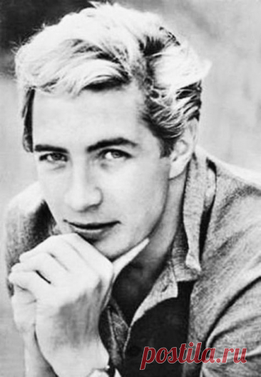 Юрий Каморный, 8 августа, 1944
 • 27 ноября 1981