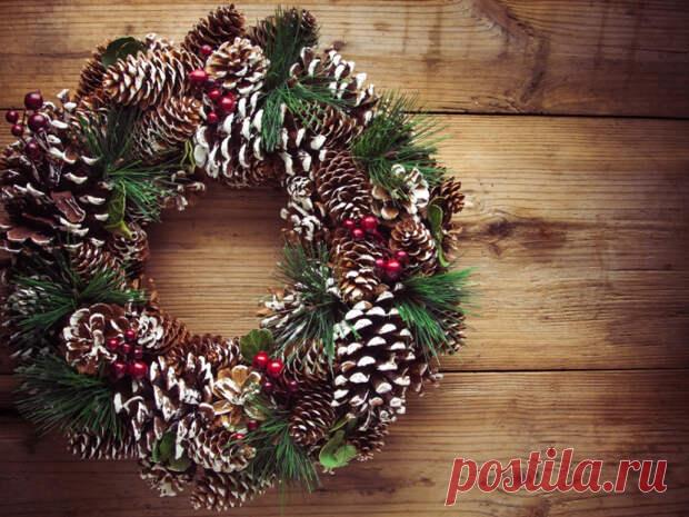 Чтобы в преддверии новогодне-рождественских праздников не падать с ног от усталости, подбираем оригинальный декор для дома уже сейчас. Несмотря на то что морозы и снег пока нас не особенно балуют, все же очень хочется, чтобы поскорее наступили новогодне-рождественские праздники. Шумные и яркие,