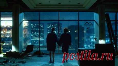 Странное время: Телефон без кнопок... Двери без ручек... Люди без мозгов... Отношения без чувств.