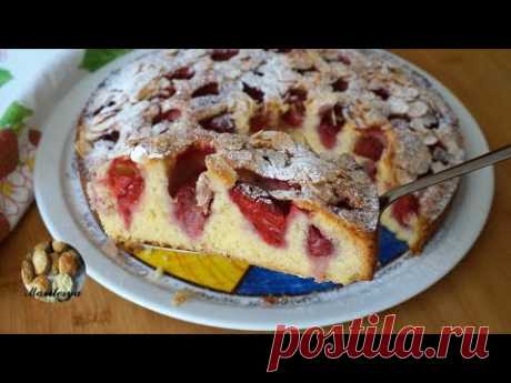 пирог с клубникой на скорую руку