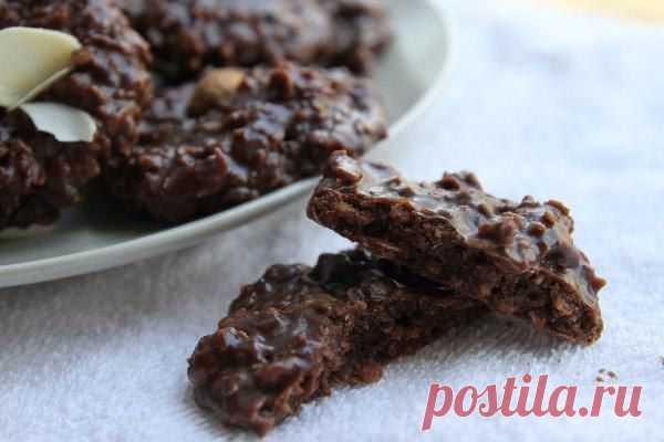 Шоколадно-овсяное печенье без выпечки или "No Bake Cookies"