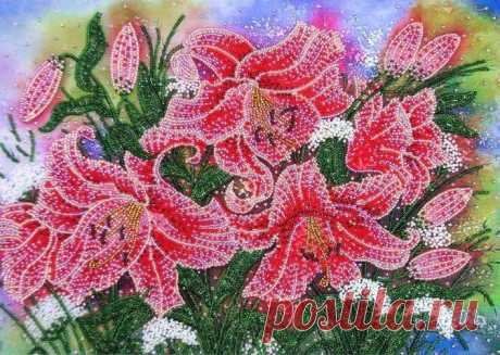 Сияющие лилии- мое бисерное творчество | ЛЮБОВЬ ПРУСИК | Яндекс Дзен