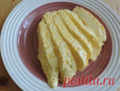 Готовлю каждое утро по уникальному рецепту. Невероятно просто и вкусно! Дети безума от этого завтрака! Классический рецепт вареного в пакете омлета Вареный омлет в пакете выйдет необычайно сочным и нежным. Вместе с тем в нем нет ни капельки масла или муки.